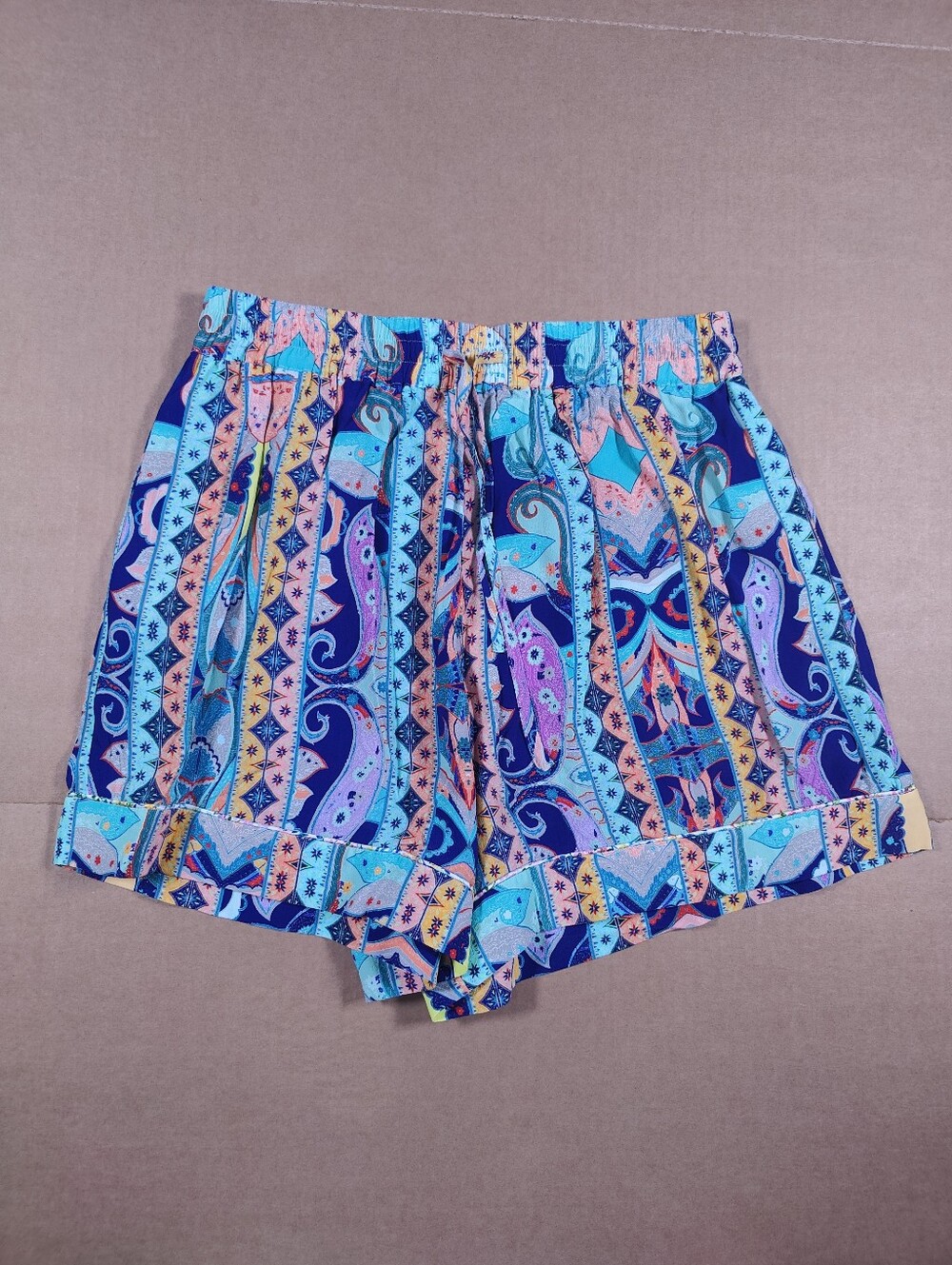 NWT Robert Graham Womens Clea Abstract Print Blue Silk Blend Cuffed Shorts Sz L